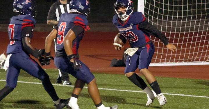 Pawtucket Schools football team bounces back from tough loss to rout Middletown