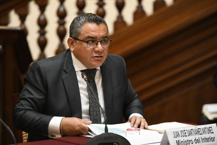 Juan José Santiváñez anuncia su candidatura al Senado por Alianza para el Progreso