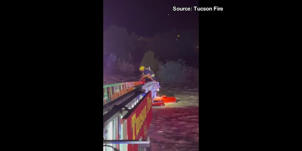 VIDEO: Tucson driver rescued from rising water