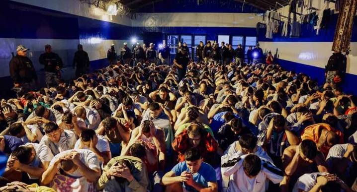 Ministro de Justicia: Gobierno evalúa escuchar llamadas de reclusos como medida contra el crimen