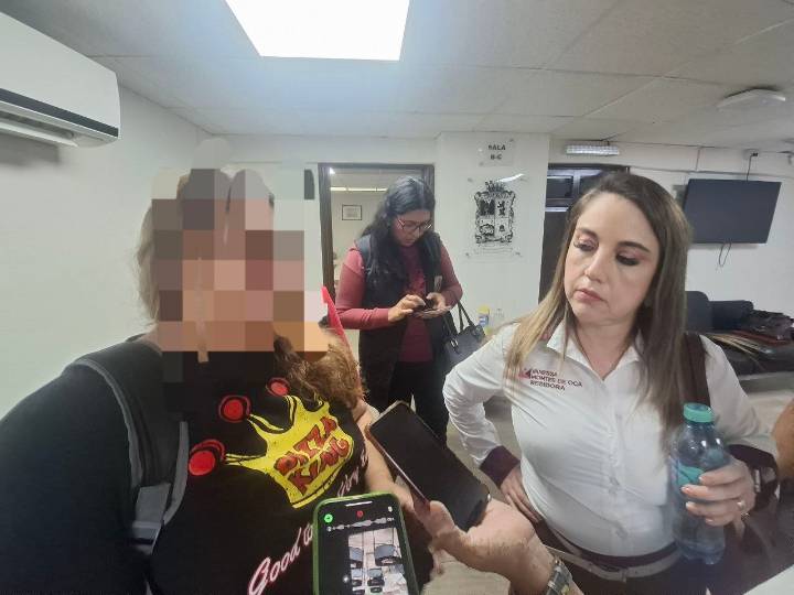 León: Madre de familia denuncia acoso a su hija con discapacidad