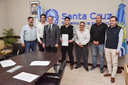 Vidal puso en funciones a las nuevas autoridades del CAP, IDUV y Turismo