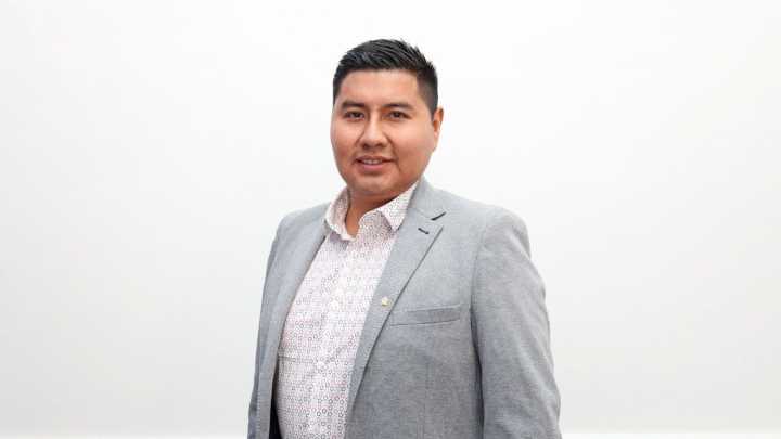 Tribunal Supremo de Renovación Nacional suspenden militancia de gobernador de Arica, Diego Paco
