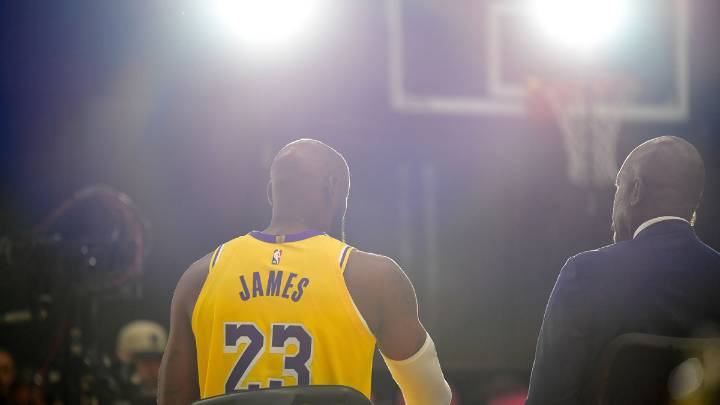 How LeBron James’ future plays a factor in Lakers’ trade options