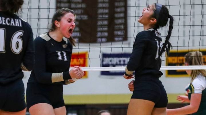 Unbeaten Bethlehem Catholic girls volleyball buries bad set, tops Parkland in EPC semis