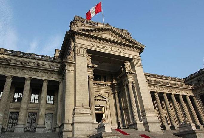 Caso Qali Warma: juez revocó mandato de prisión preventiva por 36 meses contra seis investigados