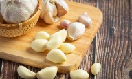 Ajo en ayunas: beneficios, riesgos y cómo consumirlo