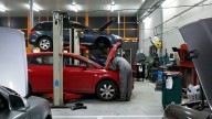 El auge del coche eléctrico obliga a los mecánicos a especializar su formación