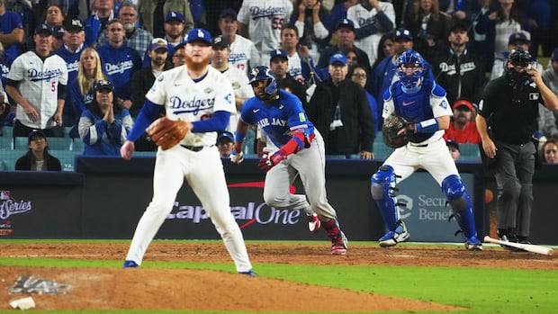 Toronto Blue Jays look to even World Series against Los Angeles Dodgers in Game 4