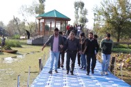 VC JKLCMA conducts extensive inspection of Dal-Nigeen Lake, its hamlets