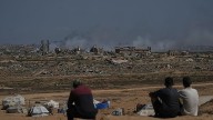 Israel continúa ofensiva en Gaza pese a llamado de Trump a detener ataques tras respuesta de Hamás a propuesta de paz