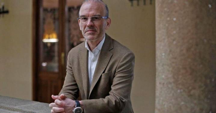José Ángel Vázquez Barquero dimite como concejal del PSOE tras el sí a la modificación de Jácome