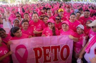 Joaquín Díaz Mena encabeza activación física por el Día Mundial de la Lucha contra el Cáncer de Mama
