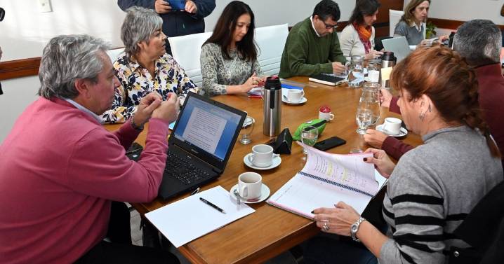 Unter rechazó la oferta salarial del gobierno y «exigió»un nueva convocatoria a paritaria