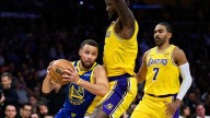 Warriors’ Stephen Curry sets new NBA record as LeBron James watched helplessly