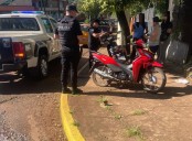 Dos motociclitas resultaron heridos en un siniestro vial en el kilómetro 8 de Eldorado