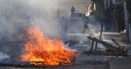 Con barricadas y un detenido: comienza desalojo de toma en el sector de Placilla en Valparaíso