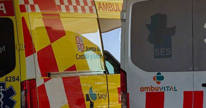 Herido el conductor de un patinete tras colisionar con un coche en la calle Correhuela