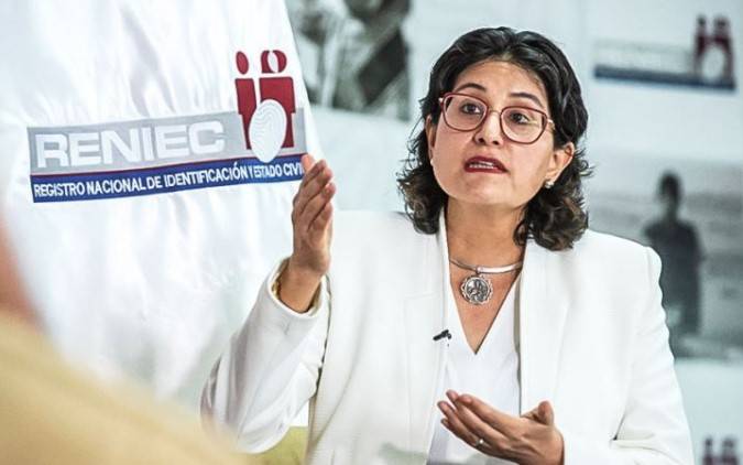 Jefa del Reniec es citada al Congreso tras difusión de datos del padrón electoral