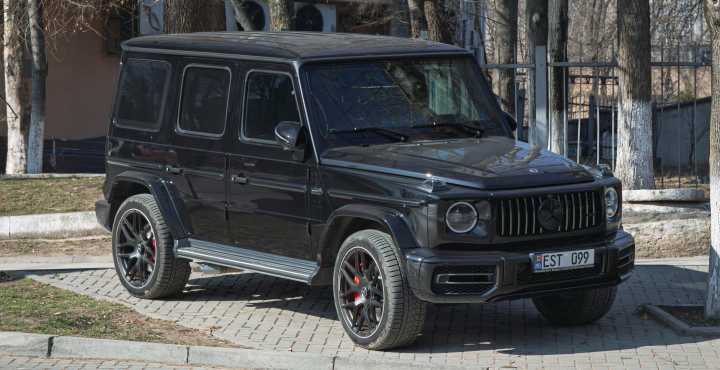 21-Year-Old Son Of Lawyer Accused Of Mowing Down Police In Mercedes