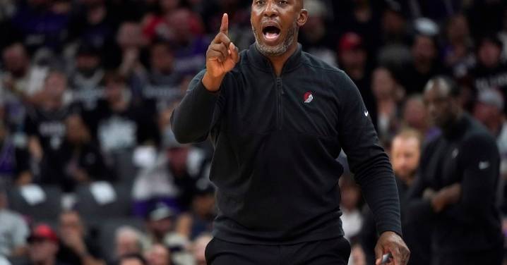 Suspende NBA el pago de Rozier y Billups tras sus arrestos