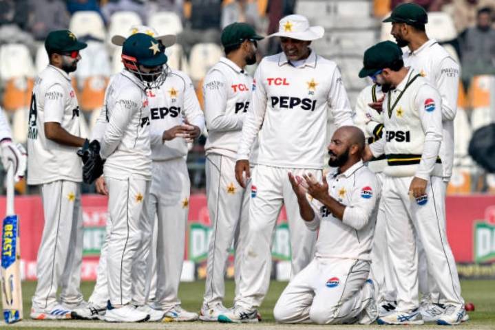 Pak vs SA: Pakistan announces 16-member squad for home Test series against South Africa