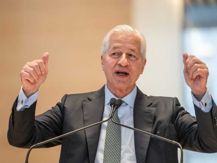 Furor por la visita del número uno de Wall Street: cumbre con CEOs, cóctel con líderes globales y visita a Milei