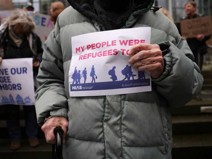 Trump announces  lowest refugee admission cap in US history at 7,500