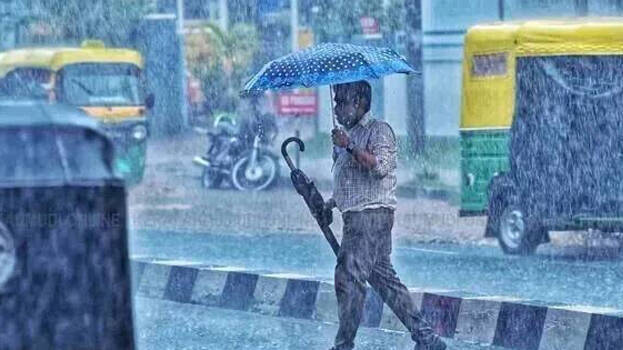 Kerala to receive heavy rain in coming days; yellow alert issued for six districts, fishing banned