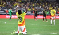 GOLAZO de Carbonero en su debut en la goleada de Colombia ante México