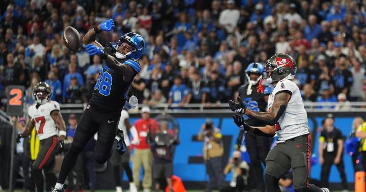 Dan Campbell thrilled by makeshift secondary after beating Tampa Bay 24