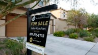 Lower mortgage rates push home sales higher in September