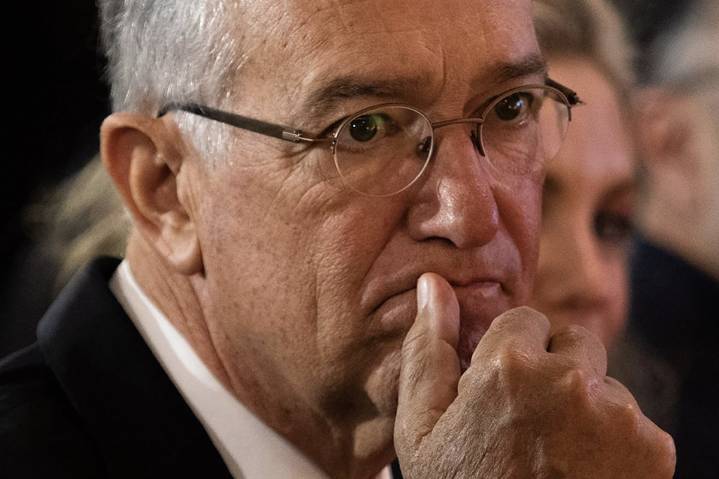 Multa para Salinas Pliego: Corte en EU lo sanciona con 21 MDP