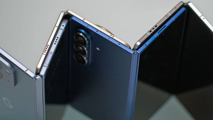Why I don't care that the Pixel 10 Pro Fold isn't the thinnest foldable