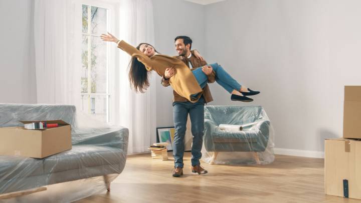 Demand, economic pressures sink multifamily rents, Yardi Matrix reports