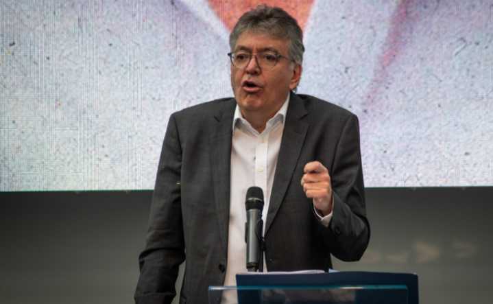 Mauricio Cardenas reportó 900.000 firmas que respaldan su aspiración presidencial