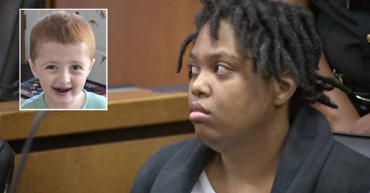 Woman stabbed toddler sitting in a shopping cart next to his mom in grocery store parking lot