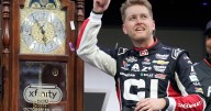 Byron outduels Blaney for victory at Martinsville and NASCAR Championship 4 berth