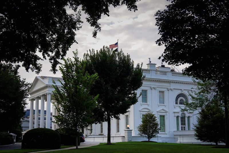 White House freezes $2.1 billion in Chicago projects, Vought says