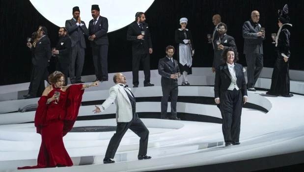 El regreso de ‘Salomé’ al Colón, en una puesta de muy alto vuelo