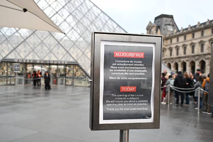 Veloz asalto. Cómo fue el robo de joyas en el Louvre