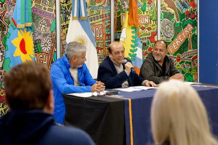 Mussi firmó Convenio Colectivo de Trabajo Municipal en Berazategui