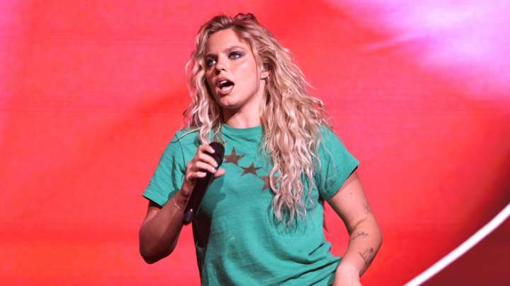 Renee Rapp Reschedules Two Concerts for 'Physical Recovery'