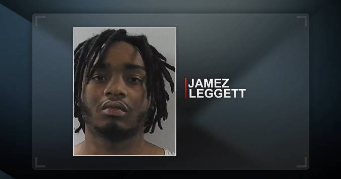 Man leads police high speed chase in Clinton before crashing