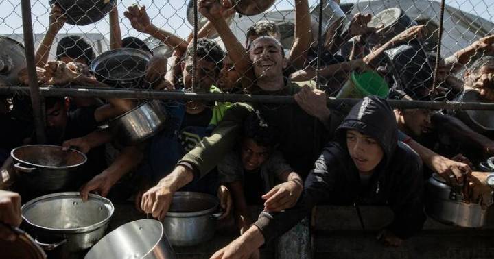 World Court rules Israel must allow UN aid to Gaza