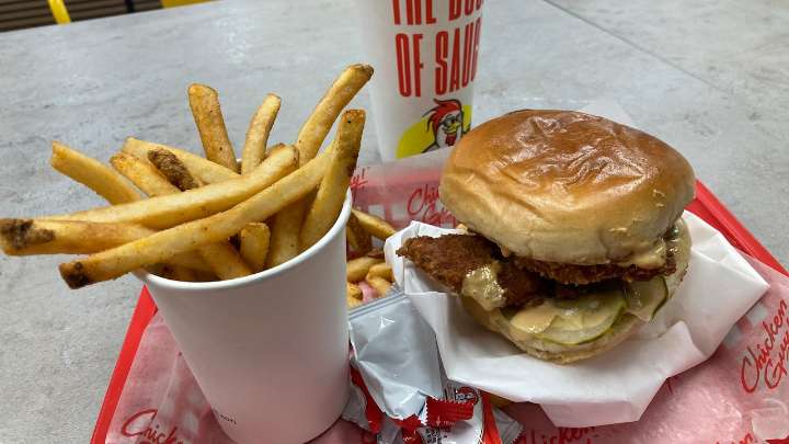 Did Guy Fieri’s restaurant in Alabama Walmart take us to Flavortown? We tried it