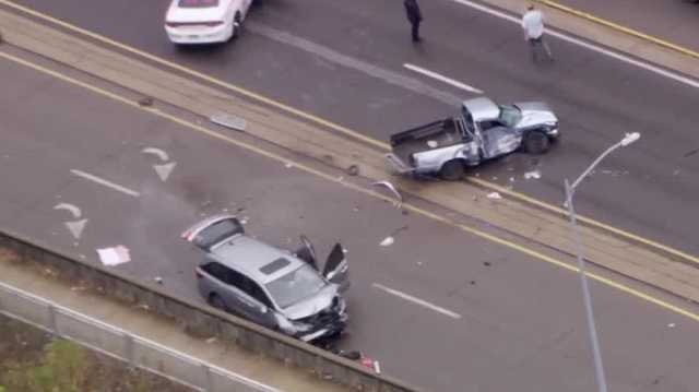 McKeesport crash: 2 cars collide near Mansfield Bridge