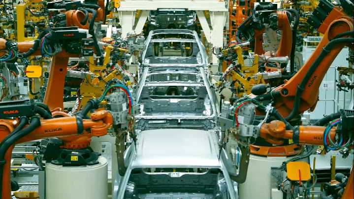 La producción de acero cayó 3,7% en septiembre y refleja el freno de la economía