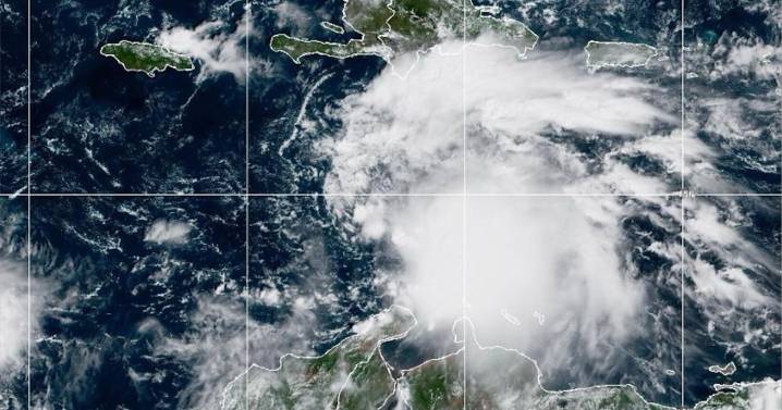 Tropical Storm Melissa brings heavy rain to Haiti and Dominican Republic