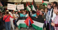 Aterrizan en Madrid otros 27 activistas españoles de la flotilla denunciando torturas y malos tratos de Israel